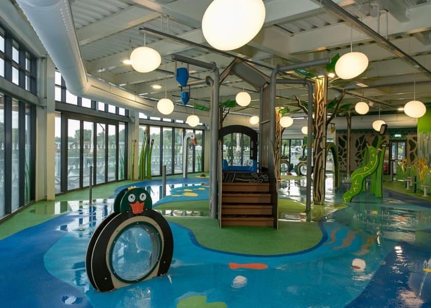 Ksr Hot Tub Holiday Home At Tattershall Lakes Екстериор снимка